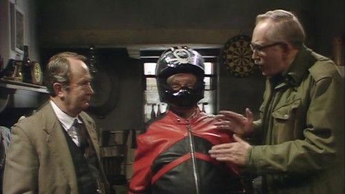 Last of the Summer Wine Season 8 Episode 3 - Enter The Phantom