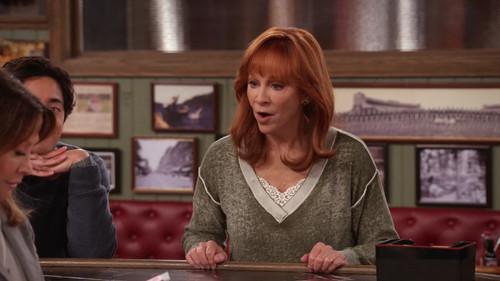 Happy's Place Season 2 Episode 5 - Mouse in the House