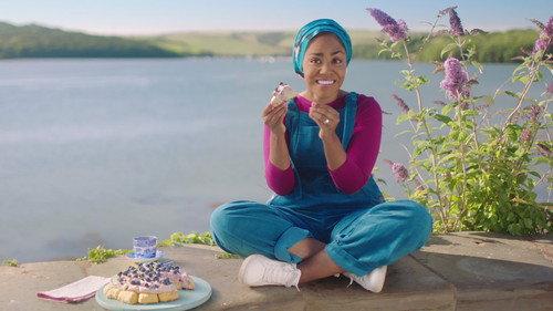 Nadiya Bakes Season 1 Episode 1 - Classics with a Twist