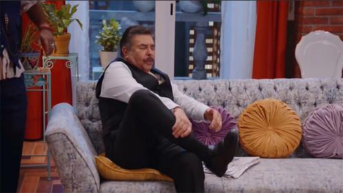 Una familia de diez Season 6 Episode 1 - El hijo pródigo