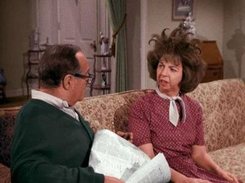 Bewitched Season 1 Episode 31 - That Was My Wife