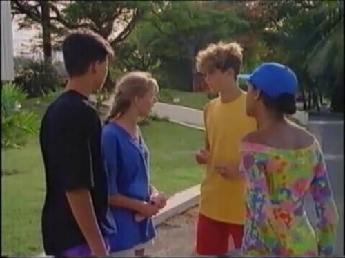 Runaway Bay Season 2 Episode 7 - The Robbery