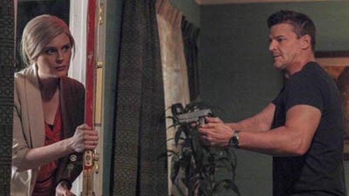 Bones Season 8 Episode 1 - The Future in the Past