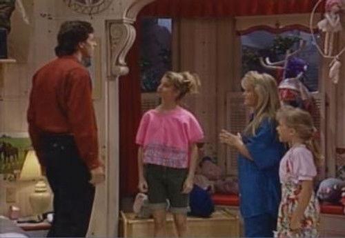 Full House Season 4 Episode 2 - Crimes and Michelle's Demeanor
