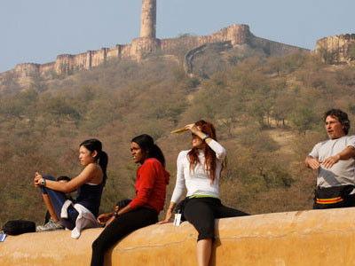 The Amazing Race Season 14 Episode 6 - Alright Guys, We're at War!