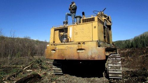 Gold Rush Season 10 Episode 1 - Crisis in the Klondike