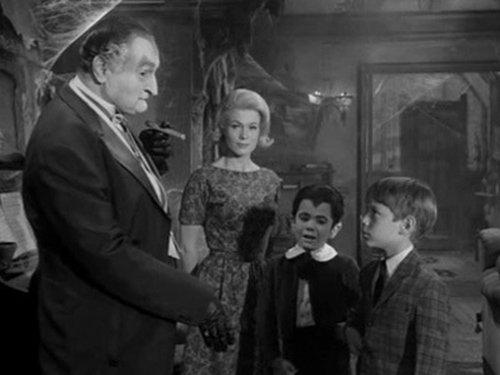 The Munsters Season 1 Episode 25 - Come Back Little Googie