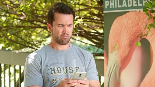 It's Always Sunny in Philadelphia Season 14 Episode 5 - The Gang Texts
