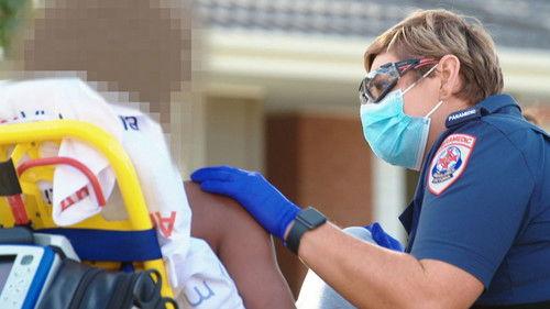 Paramedics Season 3 Episode 5 - Episode 5