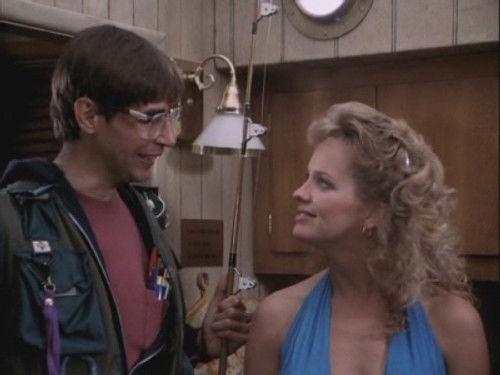 Riptide Season 2 Episode 11 - Gams People Play