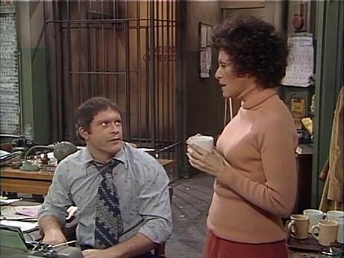 Barney Miller Season 2 Episode 18 - Block Party