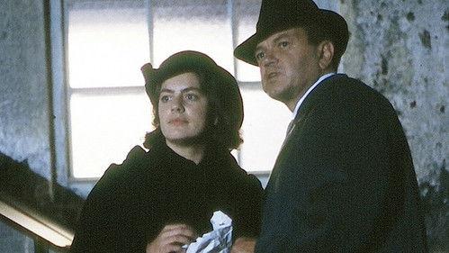 Löwengrube Season 1 Episode 8 - Movements