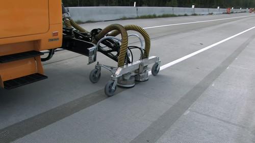 How It's Made Season 27 Episode 5 - Commercial Drones; Aquarium Fish; Runway Cleaners; Shuttlecocks