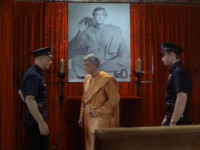 Adam-12 Season 2 Episode 26 - Log 173: Shoplift