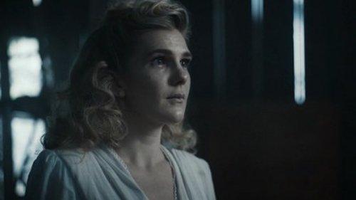 undefined Season 9 Episode 7 - The Lady in White