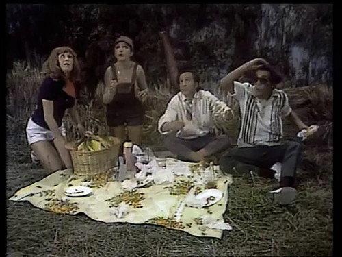 undefined Season 1 Episode 10 - El Día de Campo / Boxeadores / El Sobre del Dinero (1972)