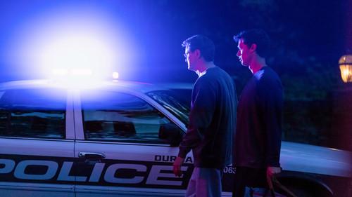 The Staircase Season 1 Episode 1 - 911