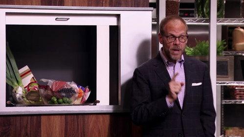 Cutthroat Kitchen Season 3 Episode 1 - A Few Good Ramen