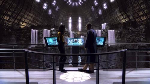 undefined Season 3 Episode 15 - Shower the People