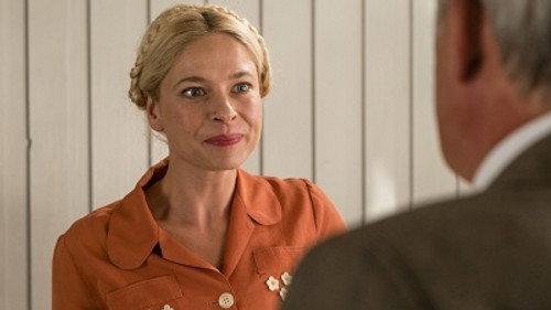 Seaside Hotel Season 5 Episode 5 - Visit From The South