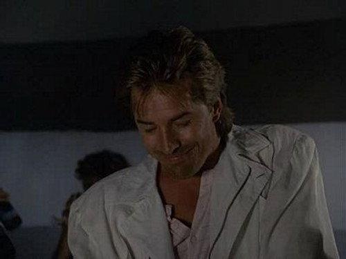 Miami Vice Season 2 Episode 21 - Trust Fund Pirates