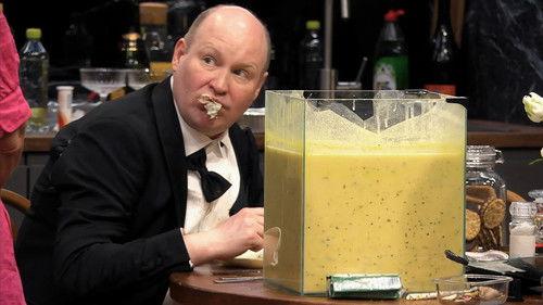 LOL: Last One Laughing Sweden Season 2 Episode 4 - An aquarium with béarnaise!