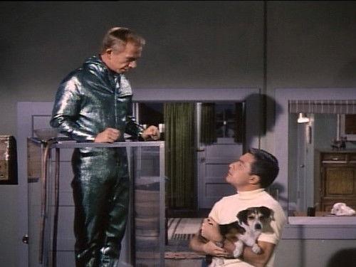 My Favorite Martian Season 3 Episode 25 - Doggone Martin
