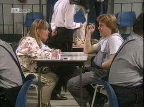 Birds of a Feather Season 2 Episode 8 - You Pays Yer Money