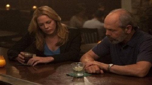 In Plain Sight Season 3 Episode 13 - A Priest Walks Into a Bar