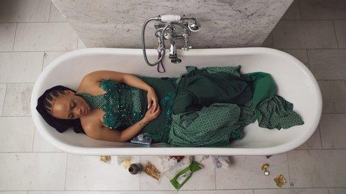 How to Ruin Christmas Season 1 Episode 3 - Can't a Girl Catch a Break?