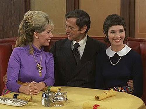 The Odd Couple Season 3 Episode 1 - Gloria, Hallelujah