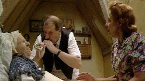 'Allo 'Allo! Season 4 Episode 2 - Camp Dance