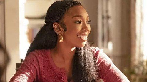 Queens Season 1 Episode 12 - Let the Past Be the Past