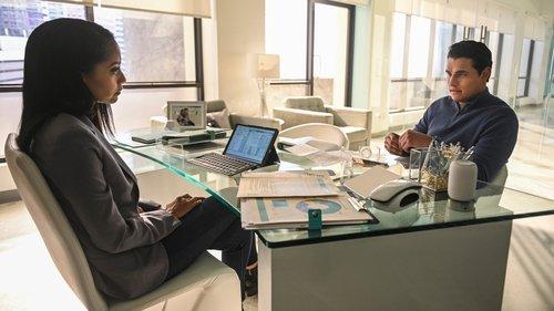 Supergirl Season 5 Episode 16 - Alex in Wonderland
