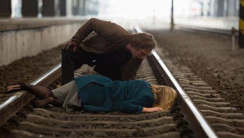 Crossing Lines Season 2 Episode 7 - The Velvet Glove