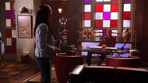 Smallville Season 3 Episode 10 - Whisper