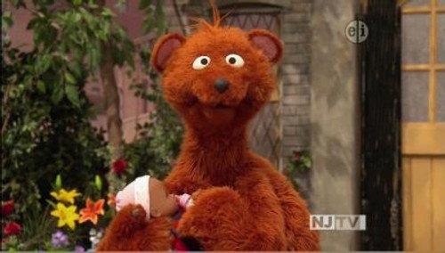 Sesame Street Season 42 Episode 11 - Baby Bear's doll