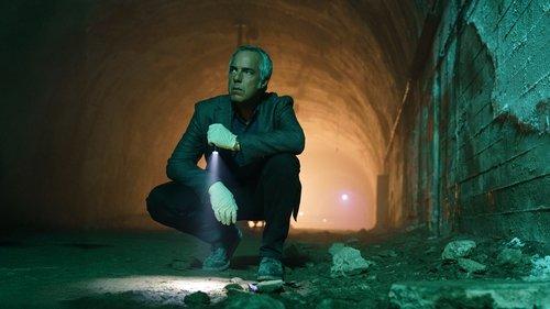 undefined Season 4 Episode 9 - Rojo Profundo