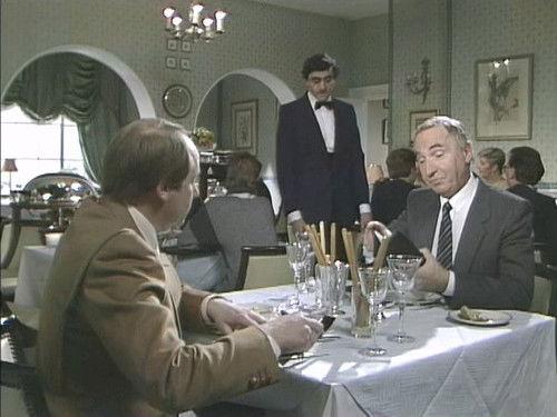 Yes, Prime Minister Season 2 Episode 6 - The Patron of the Arts