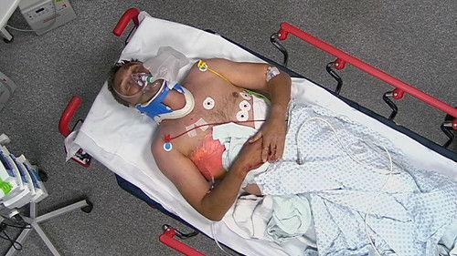 24 Hours in A&E Season 10 Episode 10 - Fathers and Sons