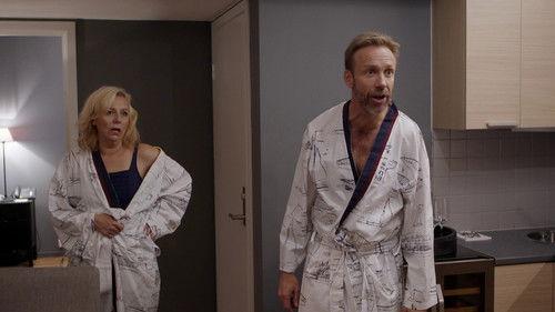 Helt perfekt Season 8 Episode 1 - At the spa with Skåber