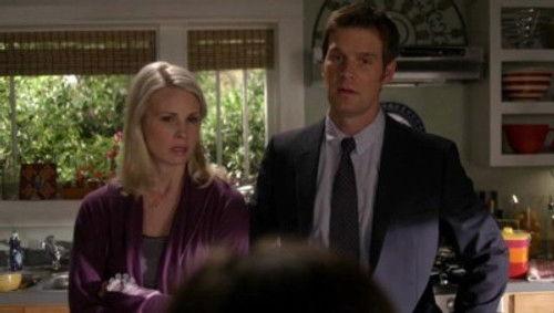 Parenthood Season 1 Episode 2 - Man Versus Possum