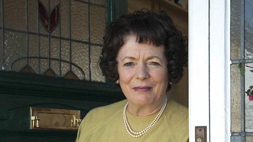 Little Crackers Season 3 Episode 5 - Alison Steadman's Little Cracker: The Autograph