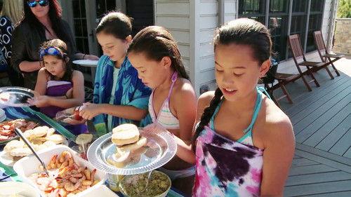 Kate Plus 8 Season 4 Episode 5 - Deck Party