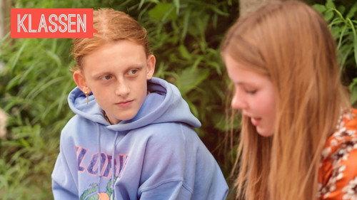 Klassen Season 13 Episode 15 - The first kiss