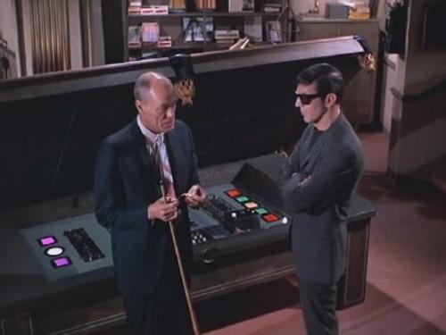 Get Smart Season 1 Episode 18 - The Dead Spy Scrawls