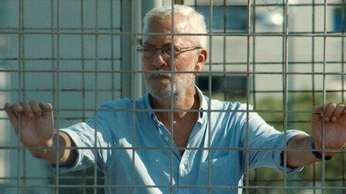 Bad Sport Season 1 Episode 3 - Footballgate