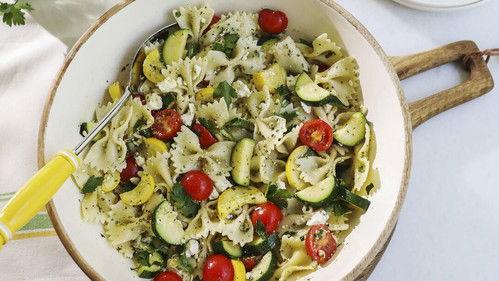 Delicious Miss Brown Season 5 Episode 2 - If You Can't Stand the Heat