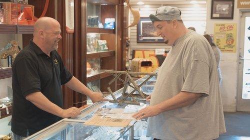 Pawn Stars Season 15 Episode 27 - Here's Looking at You, Pawn!