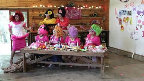 Camp Wannakiki Season 1 Episode 6 - Crafty Beaver Badge